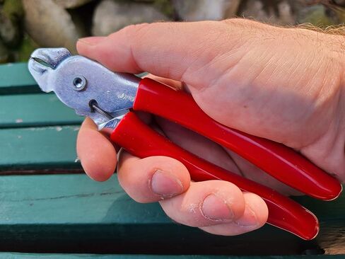 كماشة احترافية للخدمة الشاقة (مع 3/8 حلقات خنزير غير قابلة للصدأ) in Kuwait