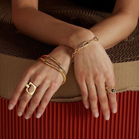 18K Gold plated Statement Ring for Women Stainless Steel Gold Tone Hollow Square Rings Fashion Jewelry in Saudi Arabia