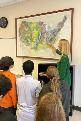 Geologic Map of United States, Multicolored USGS Survey Wall Poster, Educational Reference | Art Print Poster Classroom Wall Decor (24 x 36 inches) in Saudi Arabia