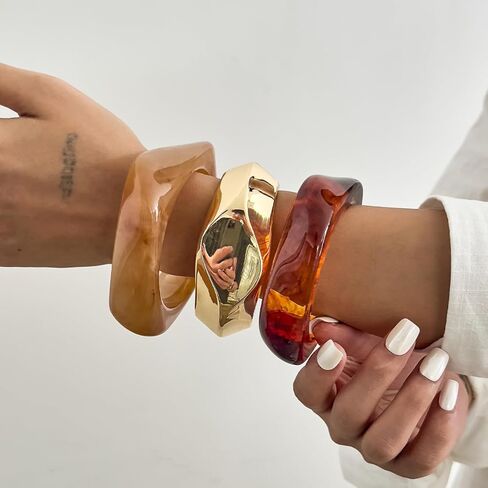 مكتنزة الراتنج الإسورة سوار مجموعة الذهب لهجة بيان الاكريليك أساور للنساء 3 قطعة واسعة الكفة مجوهرات تكويم الأساور الجريئة in Kuwait