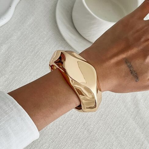 مكتنزة الراتنج الإسورة سوار مجموعة الذهب لهجة بيان الاكريليك أساور للنساء 3 قطعة واسعة الكفة مجوهرات تكويم الأساور الجريئة in Kuwait