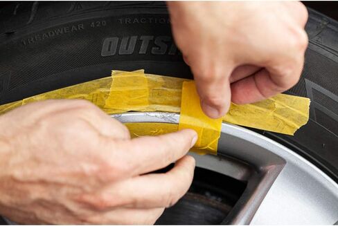 طقم إصلاح عجلة حافة QUIXX، أسود، إصلاح خدوش العجلة وكبح الطفح الجلدي، حشو ألومنيوم سائل مكون من مكونين مع طلاء أسود in Kuwait