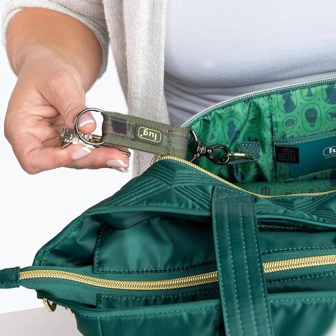 Lug Wicked x Paddle Carry-All Tote in Saudi Arabia