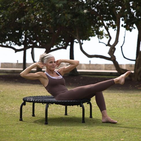 JumSport 350i 39 بوصة ترامبولين للياقة البدنية وحزمة شريط المقبض، 30 حبل بنجي قابل للتعديل، أرجل مقوسة ثابتة بدون أطراف، وبث تجريبي لمدة 60 يومًا للفيديو وأقراص DVD in Kuwait