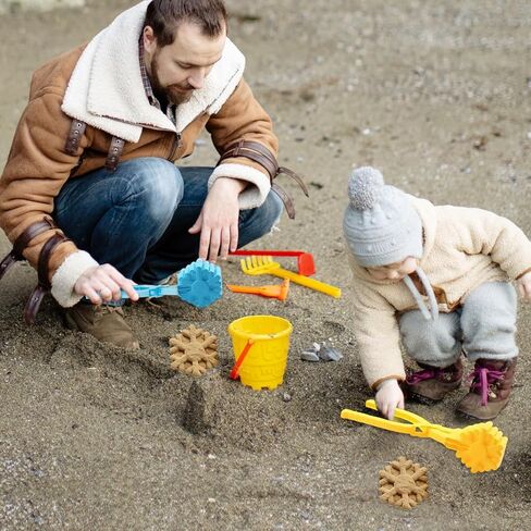 4 قطع من مشابك صانعة كرات الثلج للأطفال، مشابك صانعة كرات الثلج على شكل كرة قدم من البلاستيك لألعاب قالب الثلج، مثالية للاستخدام في الأماكن الخارجية والشتوية وأداة صنع كرات الثلج على الشاطئ (كرة القدم) in Kuwait