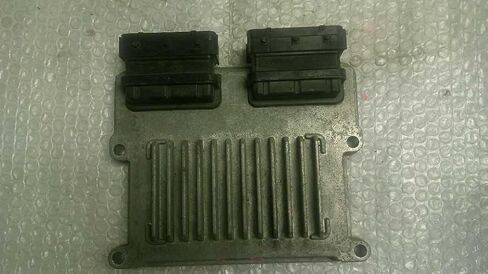 Engine ECM Control Module 3.3L 13-16 Compatible with Hyundai Santa FE 39110-3CDN5 391103CDN5 in Saudi Arabia