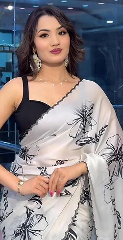 ساري MAHEK مستوحى من ملابس حفلات بوليوود مطبوع عليه قطع ماسية على الحواف in Kuwait