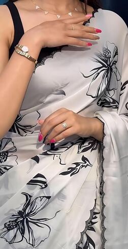 ساري MAHEK مستوحى من ملابس حفلات بوليوود مطبوع عليه قطع ماسية على الحواف in Kuwait