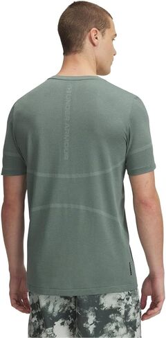أكمام قصيرة بدون خياطة من UnderArmour in Saudi Arabia