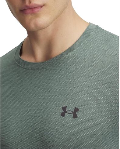 أكمام قصيرة بدون خياطة من UnderArmour in Saudi Arabia