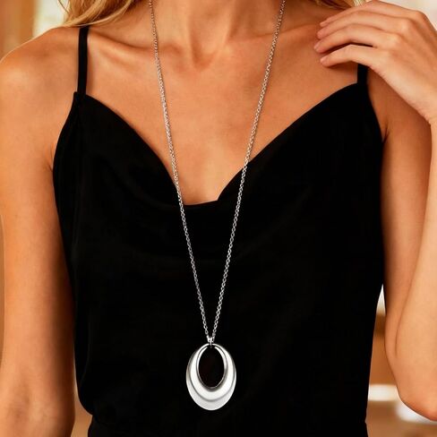 Pendant Necklace Chunky Gold Ncklace Silver Large Pendant Necklaces Statement Long Silver Necklaces for Women Dress Accessories Jewelry Gift in Saudi Arabia