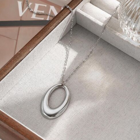 Pendant Necklace Chunky Gold Ncklace Silver Large Pendant Necklaces Statement Long Silver Necklaces for Women Dress Accessories Jewelry Gift in Saudi Arabia