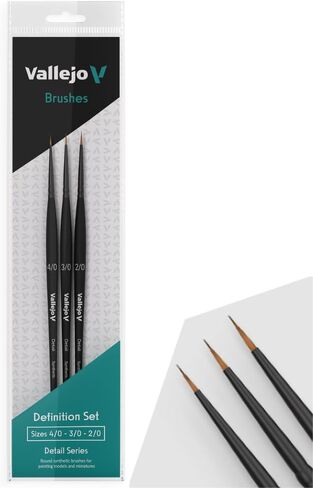 Vallejo - Pro Modeler Series Definition Set | Miniature Paint Brushes | Natural Hair Brushes | Sizes 4/0, 3/0 and 2/0 | Lightweight and Ergonomic Wooden Handles | Ideal for Acrylic Detail Work in Saudi Arabia