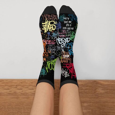 جوارب Giinly Graffiti Socks المبتكرة والمضحكة، هدايا مجنونة للرجال والنساء in Kuwait