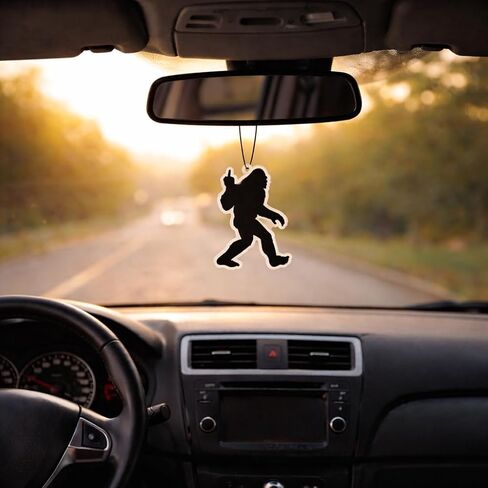 معطر هواء للسيارة بيج فوت - رائحة الصقيع الأسود الغامضة - تحافظ على رائحة السيارة منعشة وجذابة - رائحة سيارة تدوم طويلاً - ملحقات سيارة بيج فوت معلقة للرجال والنساء (عبوة من 3 قطع) in Kuwait