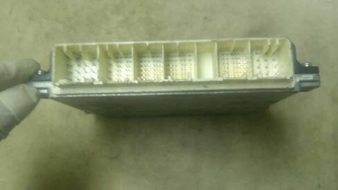 Engine ECM Control Module at Fits 2012 12 Compatible with Toyota Tacoma 89661-04E00 8966104E00 in Saudi Arabia