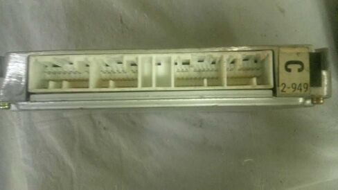 Engine ECM Control Module GT 1ZZFE Engine 03-05 CELICA 89661-2G380 896612G380 in Saudi Arabia