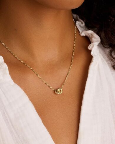 Crew Interlocking Necklace in Saudi Arabia