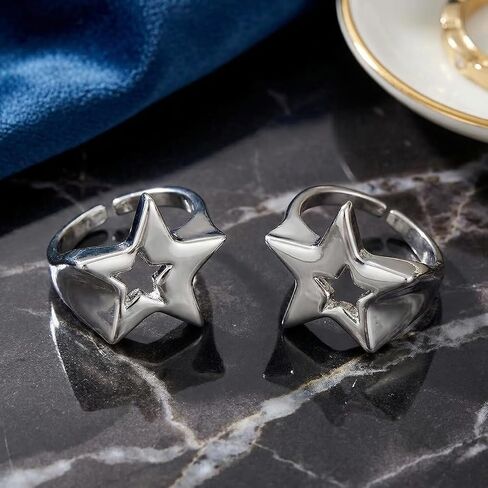 2 حزمة من خواتم النجوم Y2K الفضية للنساء والرجال، حلقات إصبع مفتوحة على شكل نجمة مجوفة مكتنزة، مجوهرات رائعة للمفاصل لهدايا حفلات الهيب هوب الجمالية in Kuwait