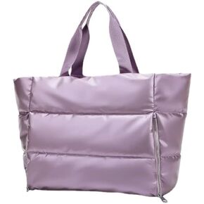 حقيبة كتف نسائية جديدة ذات سعة كبيرة لعام 2022، حقيبة نايلون مقاومة للماء، قطن مع ريش in Kuwait