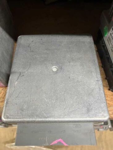 Engine ECM Control Module 4.6L Fits 01 Expedition 1L1A-12A650-CB 1L1A12A650CB in Saudi Arabia