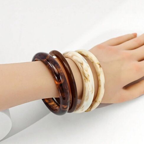 Acrylic Resin Chunky Bangle Bracelets For Women, 4Pcs Thick Stackable Colorful Geometric Circle Cuff Statement Wristband Set Jewelry Gift in Kuwait