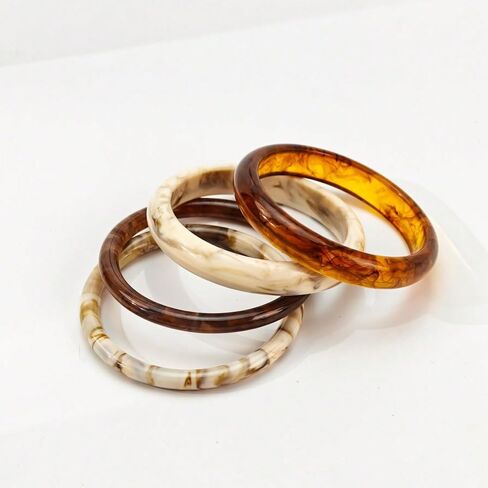 Acrylic Resin Chunky Bangle Bracelets For Women, 4Pcs Thick Stackable Colorful Geometric Circle Cuff Statement Wristband Set Jewelry Gift in Kuwait