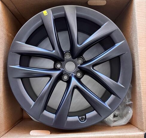 New 21 x 9.5 Replacement Wheel For Tesla Model S Front 2022-2024 Charcoal Rim in Saudi Arabia