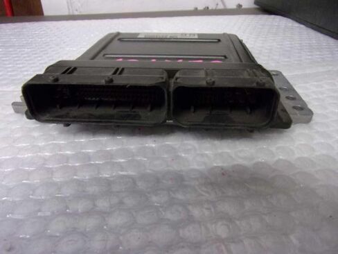 05 06 07 Altima Engine ECM Control Module MEC35-520 D2 MEC35520D2 in Saudi Arabia