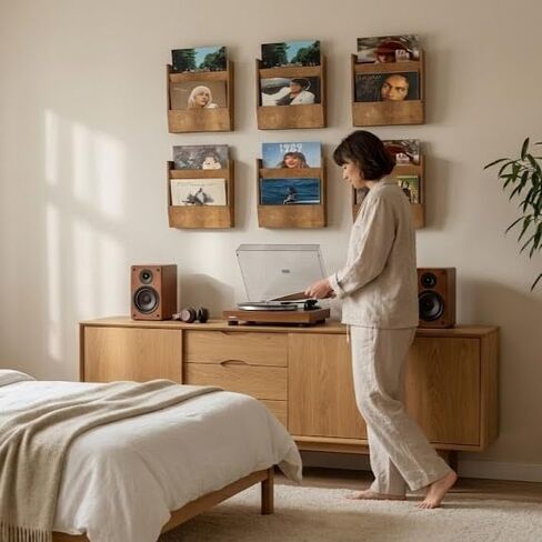 مجموعتان من رف عرض مثبت على الحائط من الفينيل، رف تخزين من 4 طبقات، يحمل 50-80 سجلًا، خشب مع تصميم ملاحظات موسيقية in Kuwait