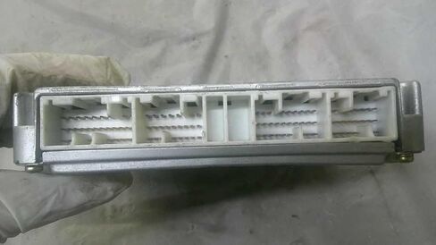 وحدة التحكم ECM للمحرك تناسب 03-04 متوافقة مع Toyota Tacoma 89661-0Y050 896610Y050 in Saudi Arabia