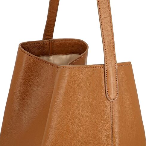 Everyday Slouchy Leather Tote Bag in Saudi Arabia