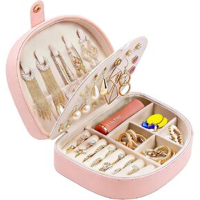 Travel Jewelry Case for Women Girls, Seashell-Shaped Small Jewelry Box with 40 Earring Holders, PU Leather Portable Travel Jewelry Organizer Box for Necklaces Earrings Rings, Pink Gift in Kuwait