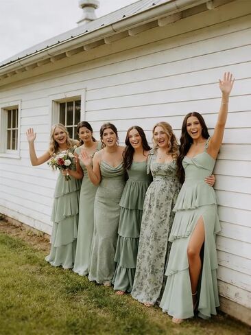 Chiffon Spaghetti Straps Bridesmaid Dresses Long with Slit Pleated Tiered Evening Formal Dress in Saudi Arabia