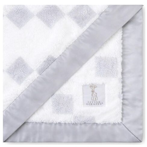 Little Giraffe Luxe Stairway Blanket 29" x 35" Silver in Kuwait