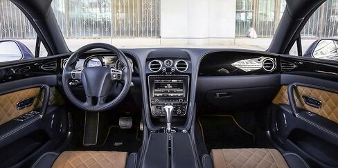 غطاء داش السيارة لعام 2010 2011 2012 2013 2014 2015 2016 2017 Bentley Flying Spur ملحقات غطاء لوحة القيادة سجادة ظلة الزجاج الأمامي بدون وهج أسود من جلد الغزال in Kuwait