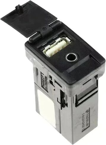 86190-0R010 AUX USB Port Converter Jack Assembly متوافق مع Toyota Corolla Camry Rav4 Avalon Sienna Yaris Tacoma Prius C Highlander in Kuwait