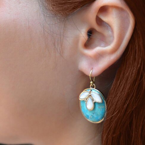 Barse Jewelry أم اللؤلؤ الأبيض والأزرق الفيروزي البتلة انخفاض الأقراط الذهبية in Saudi Arabia