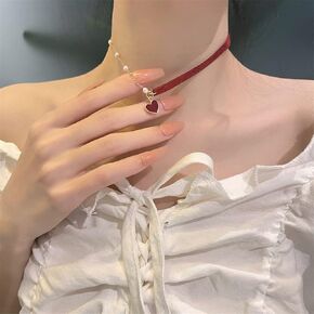 Womens Heart Choker Necklace Adjustable Faux Leather Pearl Chain Enamel Heart Pendant Collar Punk Gothic Romantic Fashion Jewelry Gift for Her in Kuwait