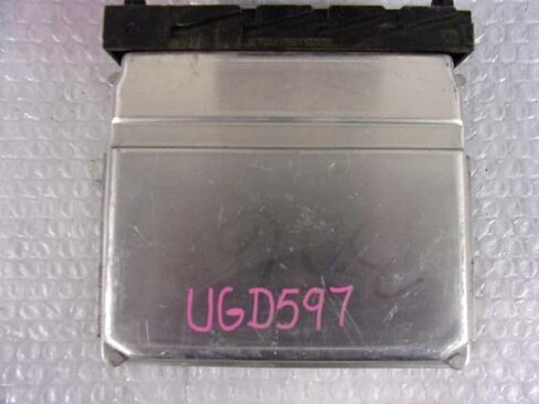 Engine ECM Electronic Control Module 02-04 Compatible with Volvo 60 Series P08675155A 08675155A in Saudi Arabia