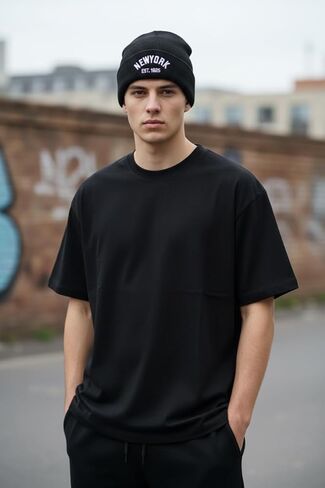 New York Winter Knit Beanie with Logo, Unisex - One Size - Black Color, Insulated Comfy Hats, Cuffed Design in Saudi Arabia
