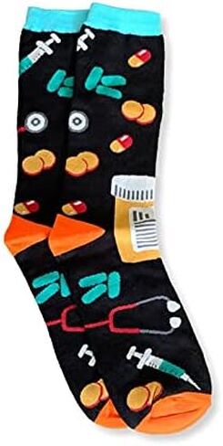 جوارب طاقم صيدلية مضحكة من Doodle Beads في صندوق هدايا، تاجر أدوية في التدريب، جوارب طبية مضحكة للتخرج (مقاس حذاء رجالي 7-12، حبوب سعيدة) in Kuwait