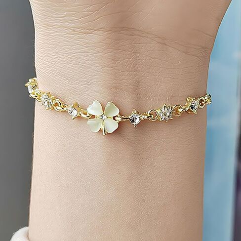 Adjustable Gold Floral Bracelet for Women - Dainty Gold Flower Bracelet, Cute Floral Jewelry for Party, Daily Commute & Vacation in Kuwait