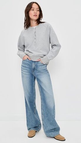 سويت شيرت French Terry للسيدات من Perfectwhitetee in Kuwait