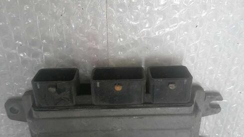 وحدة التحكم في المحرك ECM 1.6L تناسب 12 فيرسا MEC910-040 C1 MEC910040C1 in Kuwait