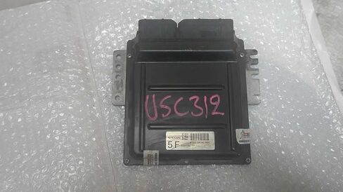 Engine ECM Control Module Fits 05 Altima MEC35562A1 MEC35-562 A1 in Saudi Arabia