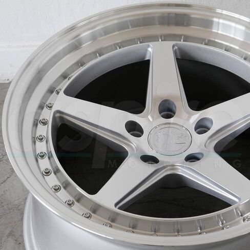 Aodhan DS-05 Custom Wheel - 18x8.5, 35 Offset, 5x100 Bolt Pattern, 73.1mm Hub - Silver with Machined Face Rim in Kuwait
