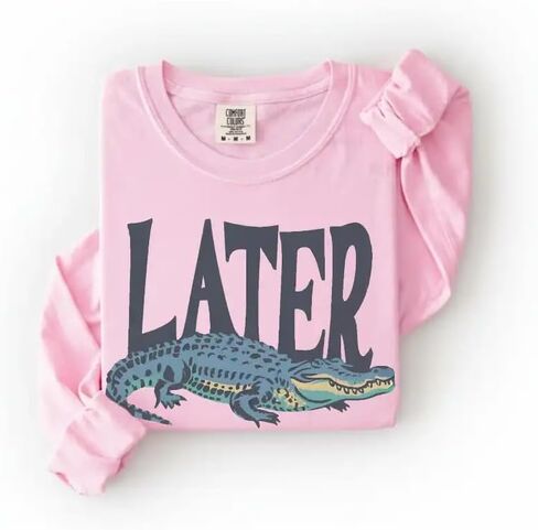 تي شيرت لاحقًا Gator Vintage 90s - قميص بأكمام طويلة بألوان مريحة وناعمة مع رسومات تمساح كلاسيكية مرحة للجنسين تي شيرت in Kuwait