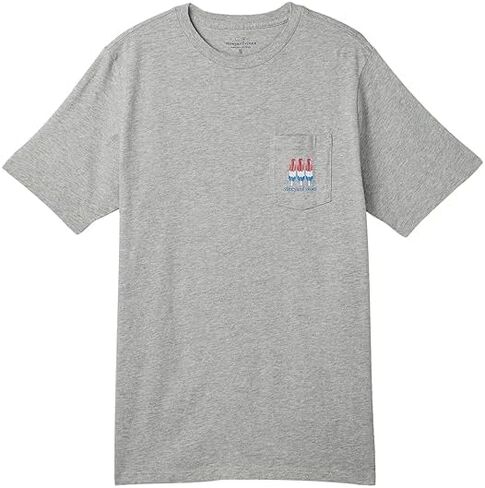 تي شيرت Vineyard Vines للأولاد بعلم الولايات المتحدة الأمريكية بأكمام قصيرة وجيب in Saudi Arabia