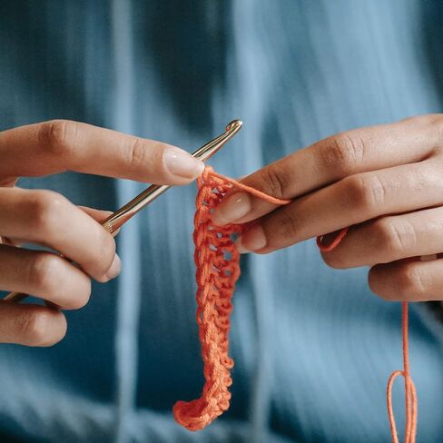 مجموعة أدوات الحرف اليدوية لحياكة الكروشيه من سوارتس مكونة من 4 قطع باللون الأزرق in Kuwait